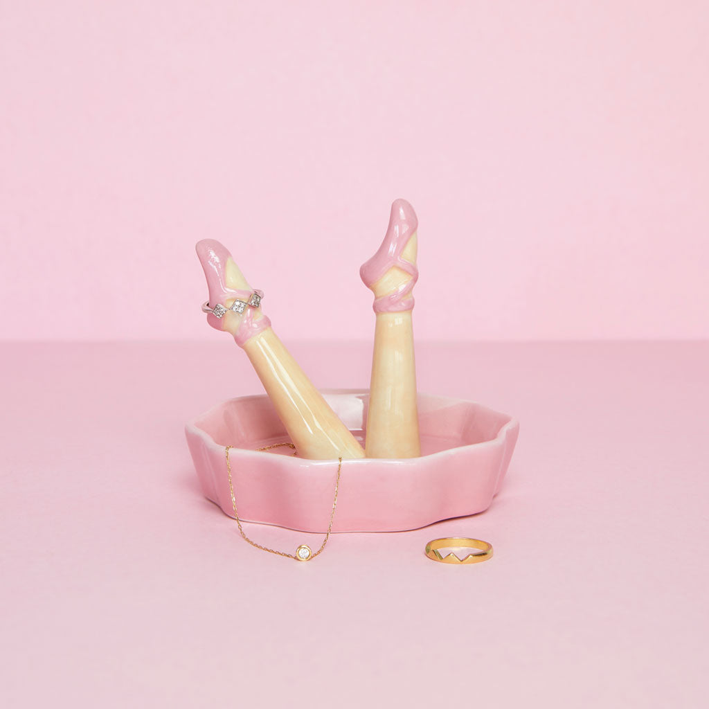Happy Legs Dance Ring Holder