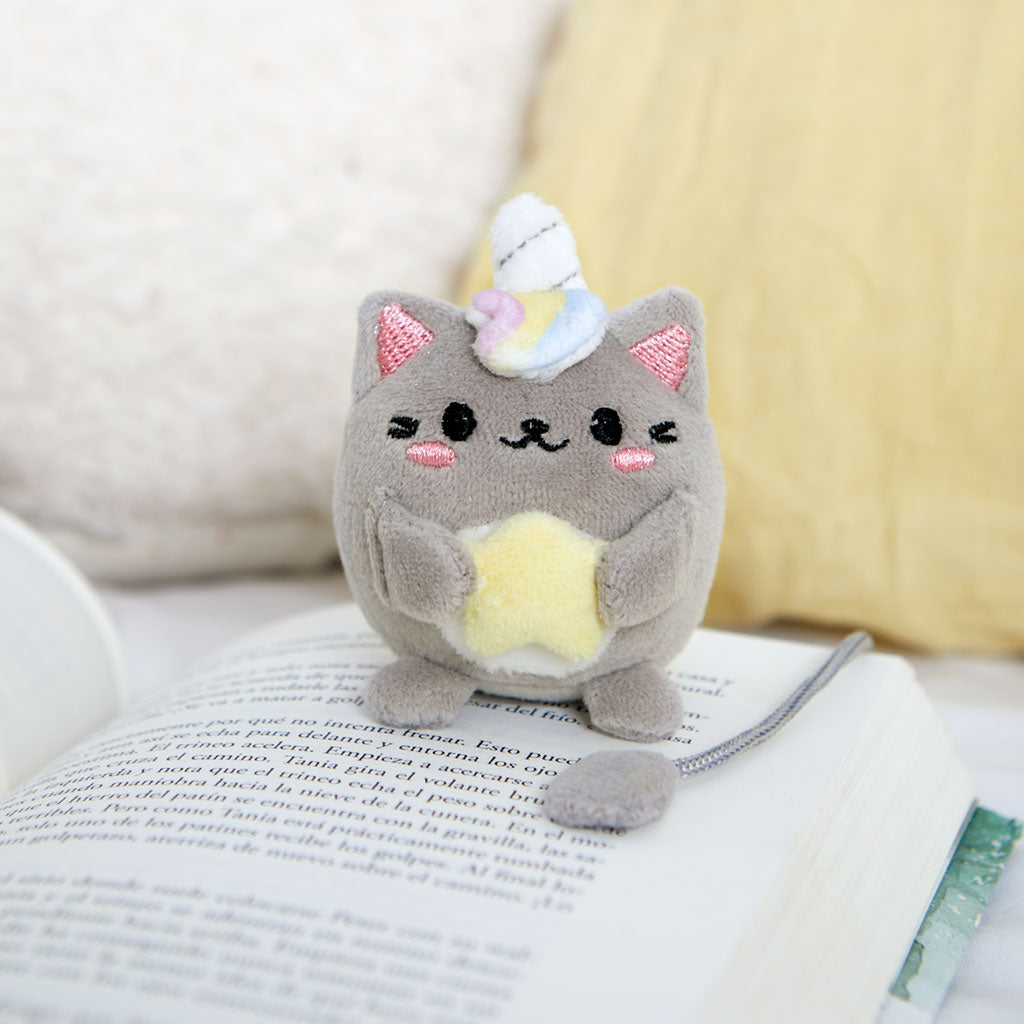 Fluffy Kawaii Starry Bookmark