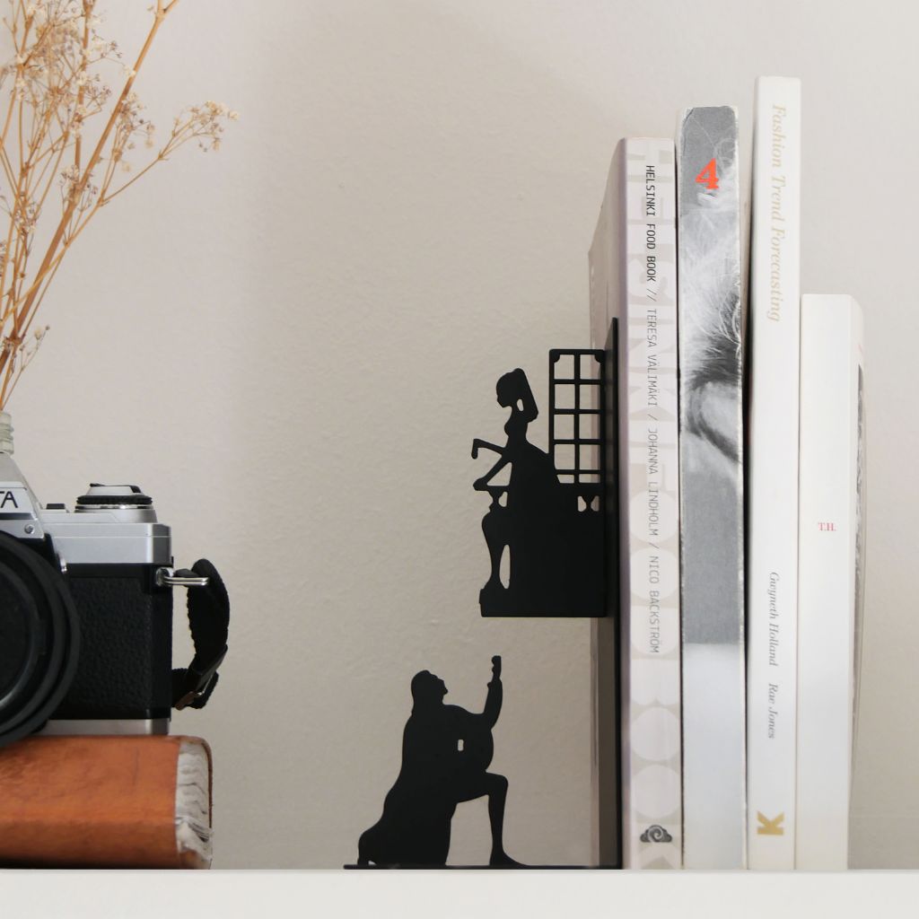 Romeo & Juliet Bookend