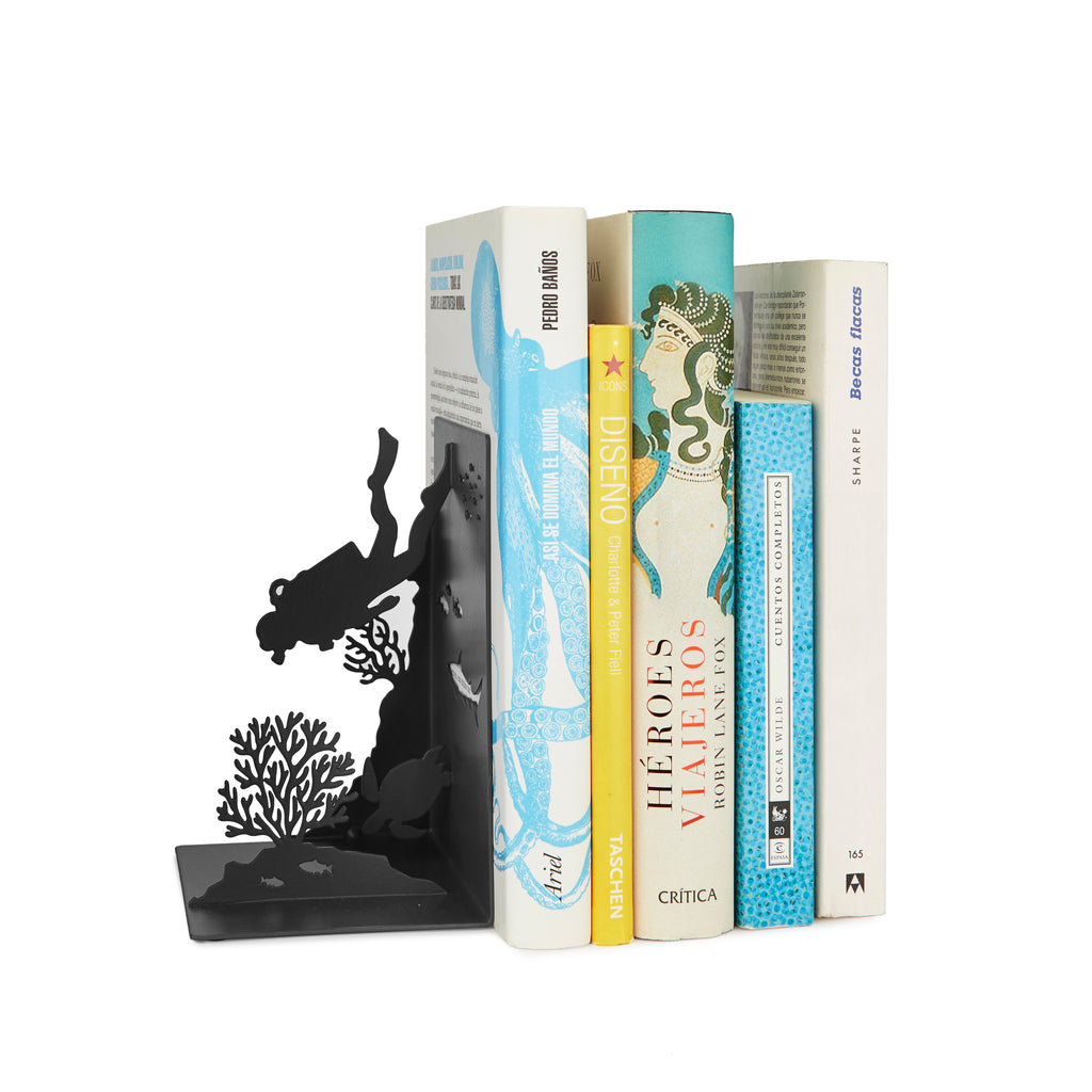 Scuba Bookend
