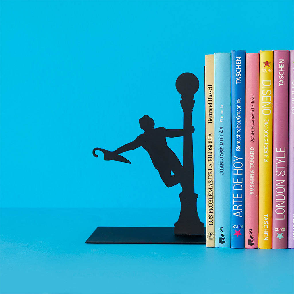 Singing in the Rain Bookend