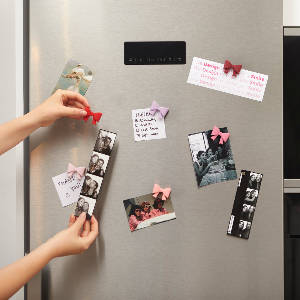Coquette Magnets