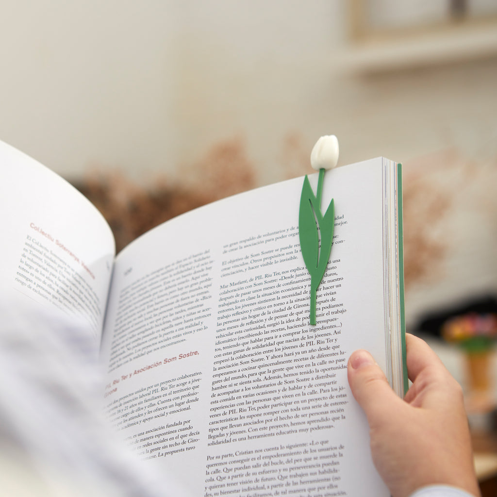 Tulip Bookmark
