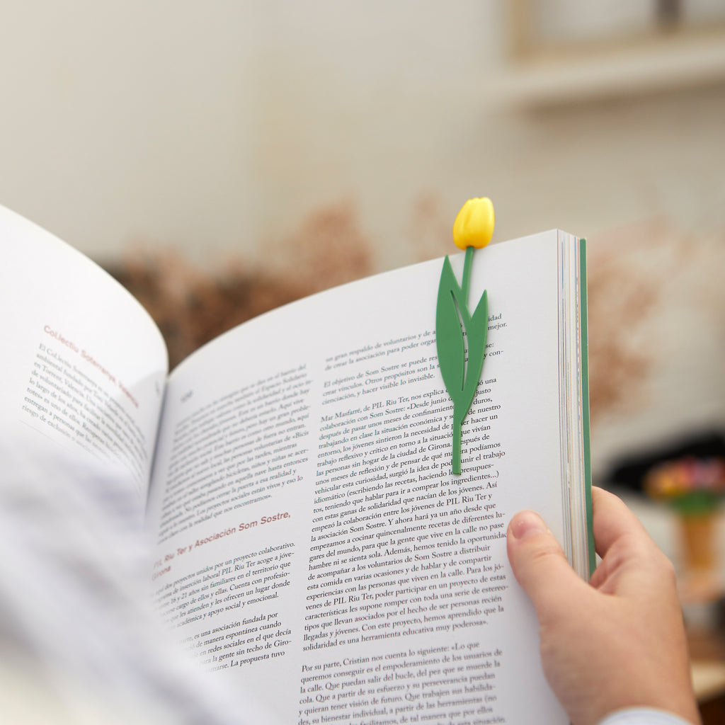 Tulip Bookmark