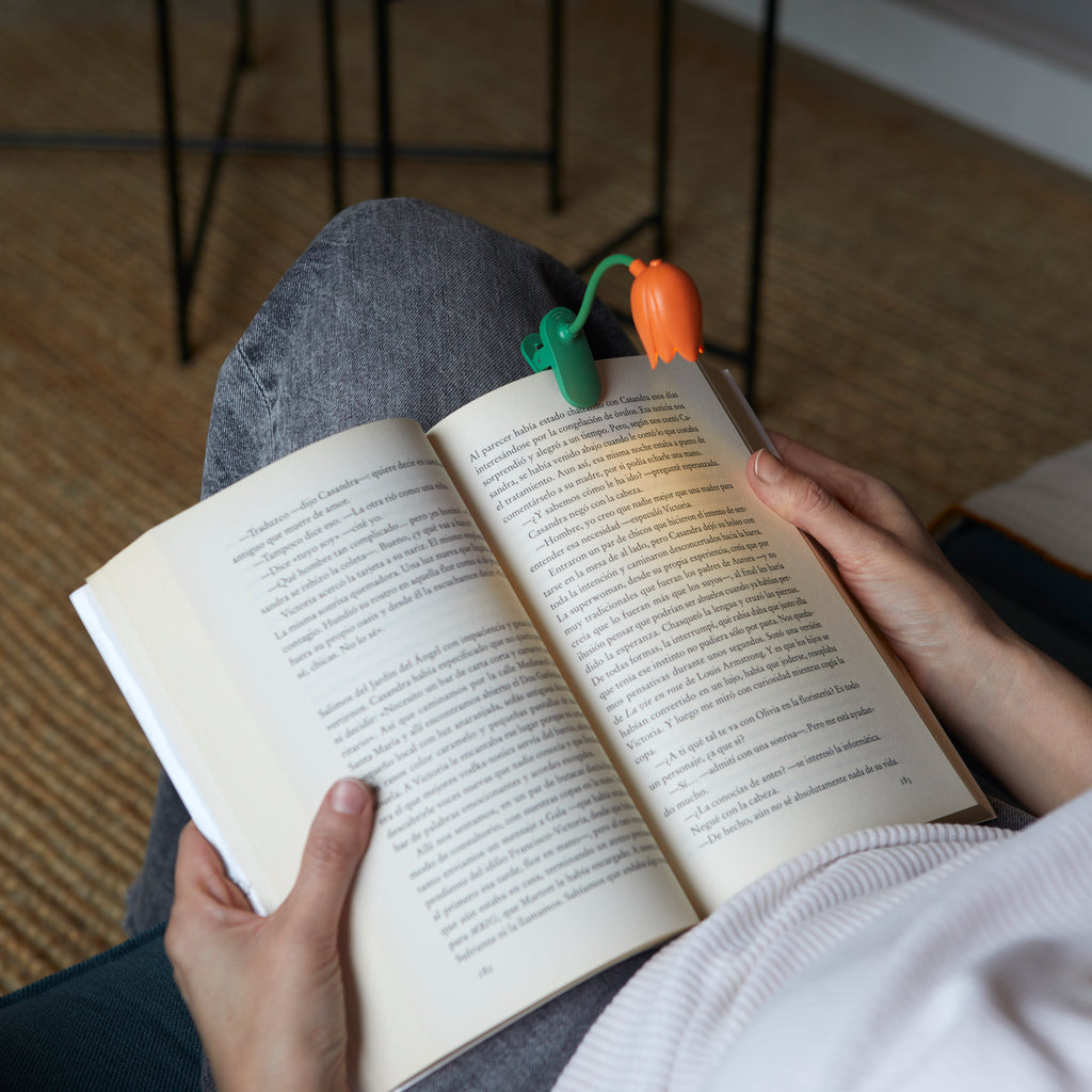 Tulip Book Light