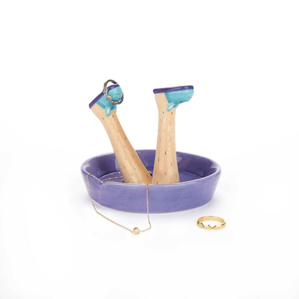 Happy Legs Weekend Ring Holder